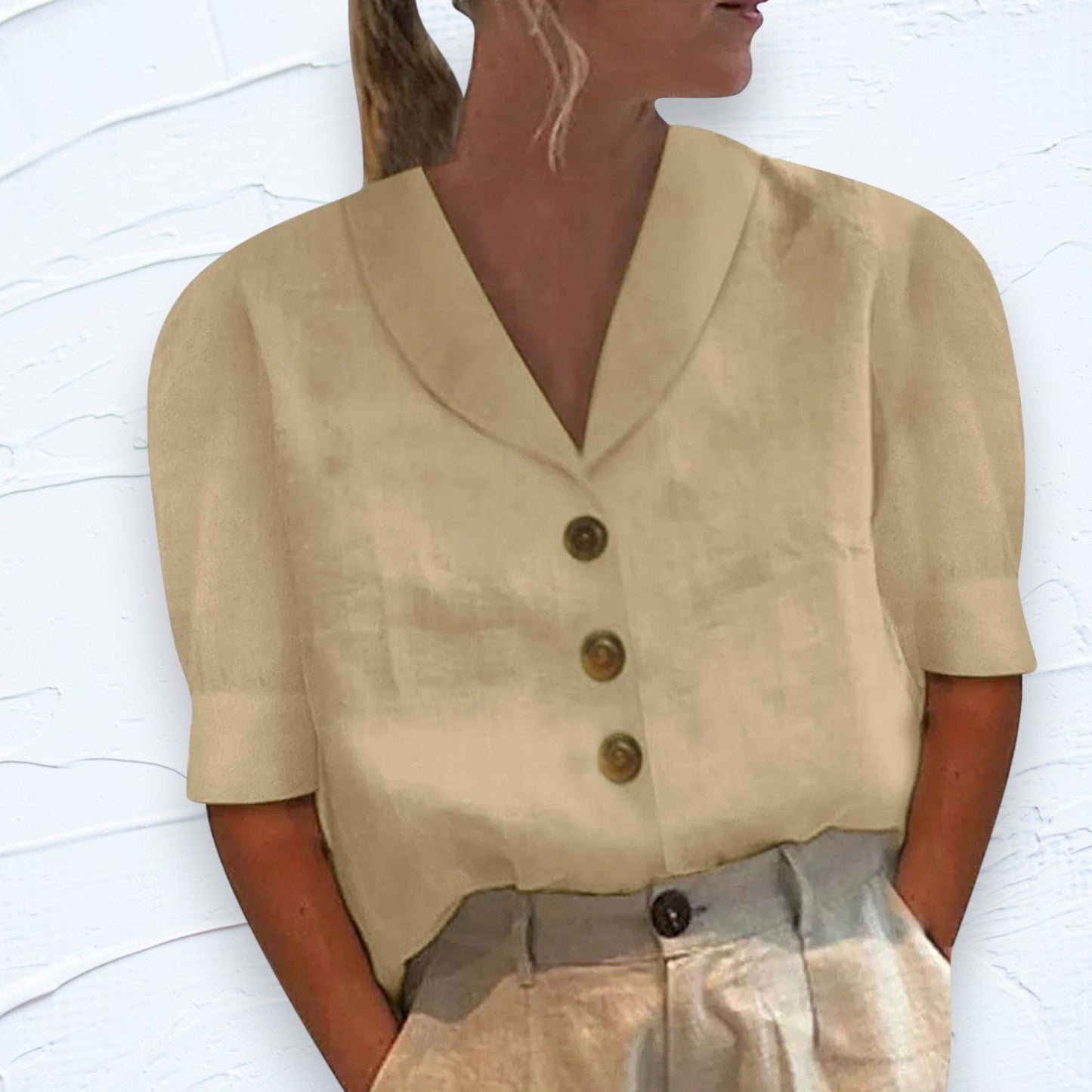 Joan™ - Collared top with buttons