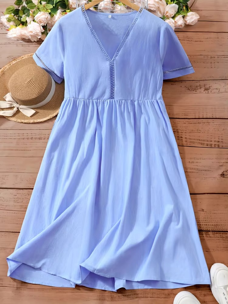 Oswald | Airy summer dress with V-neck