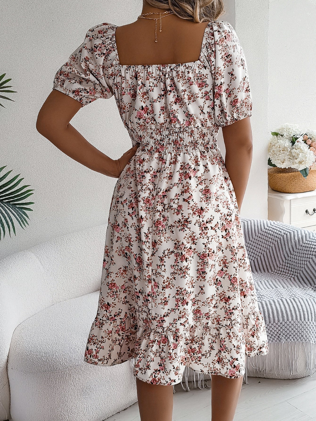 Bertha | Feminine floral dress with puff sleeves