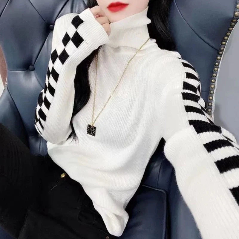 JADE™ - CHECKED TURTLE NECK SWEATER