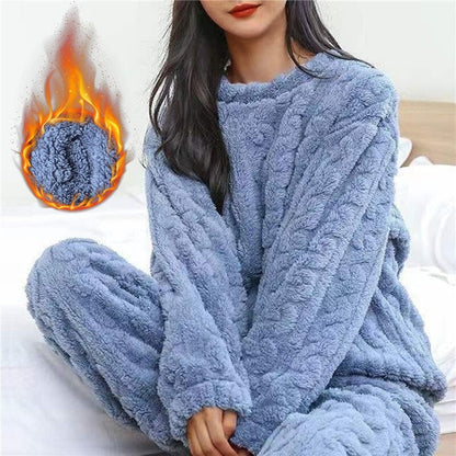 Emma™ - Women's Fleece Pajama Set 