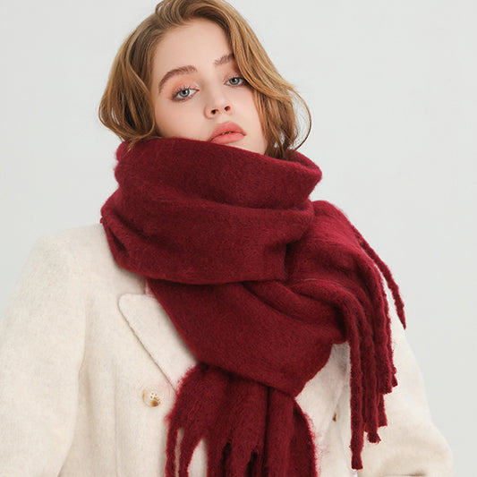 Ede™ – Fluffy scarf with fringes 