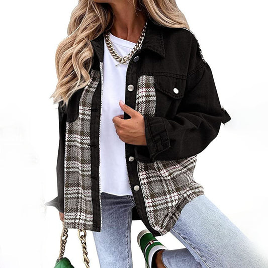 Stylish checked jacket with classic collar for women 