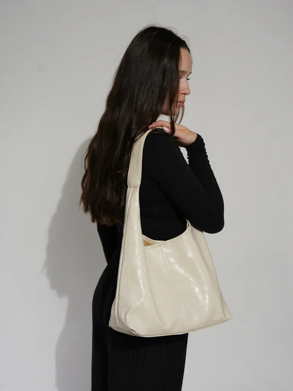 Julia | Luxurious vintage shoulder bag made of Sienna leather