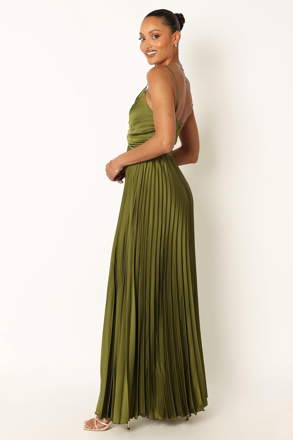 Elegant pleated midi dress for special occasions 