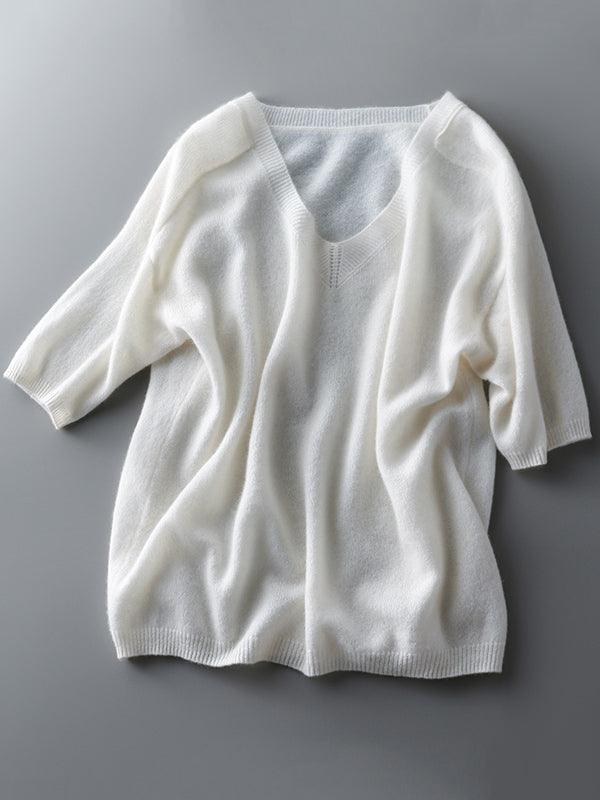 Luxurious soft cashmere V-neck sweater for women 