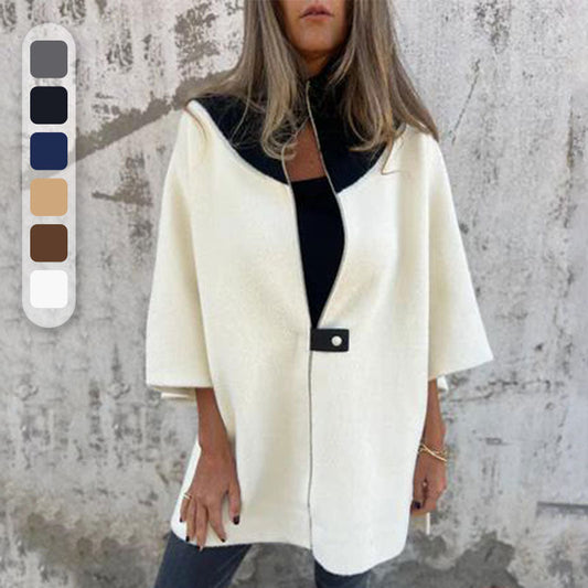 Stylish two-tone long jacket for an elegant layered look 