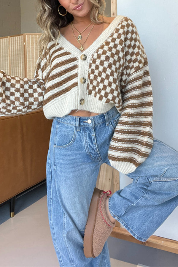 Cozy striped lightweight cardigan with a check pattern 