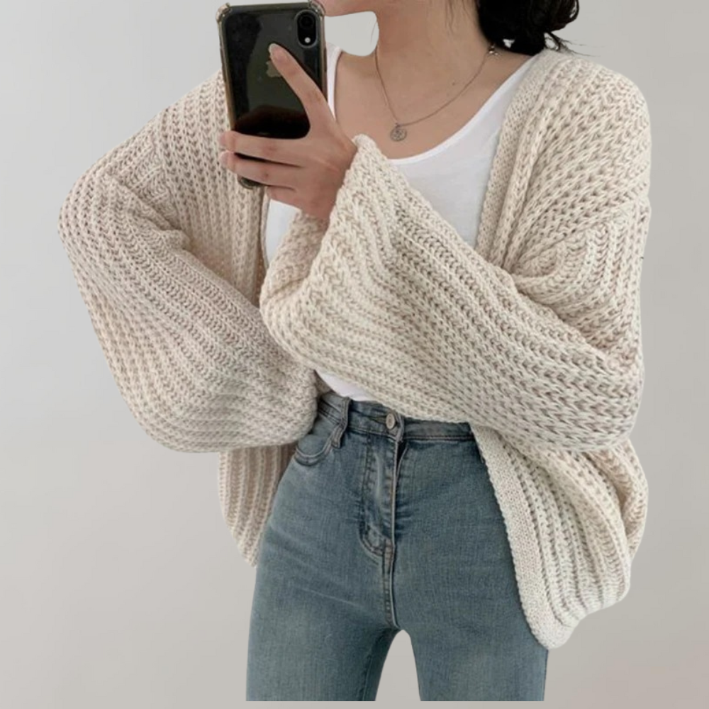 Cozy chunky knit cardigan for women 