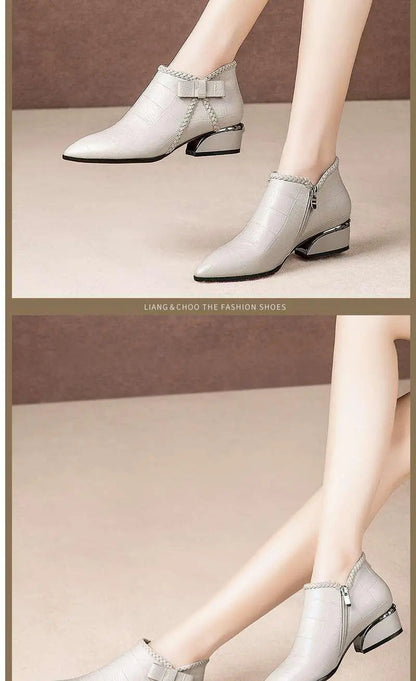 Kelly - Short boots with zipper and bow 