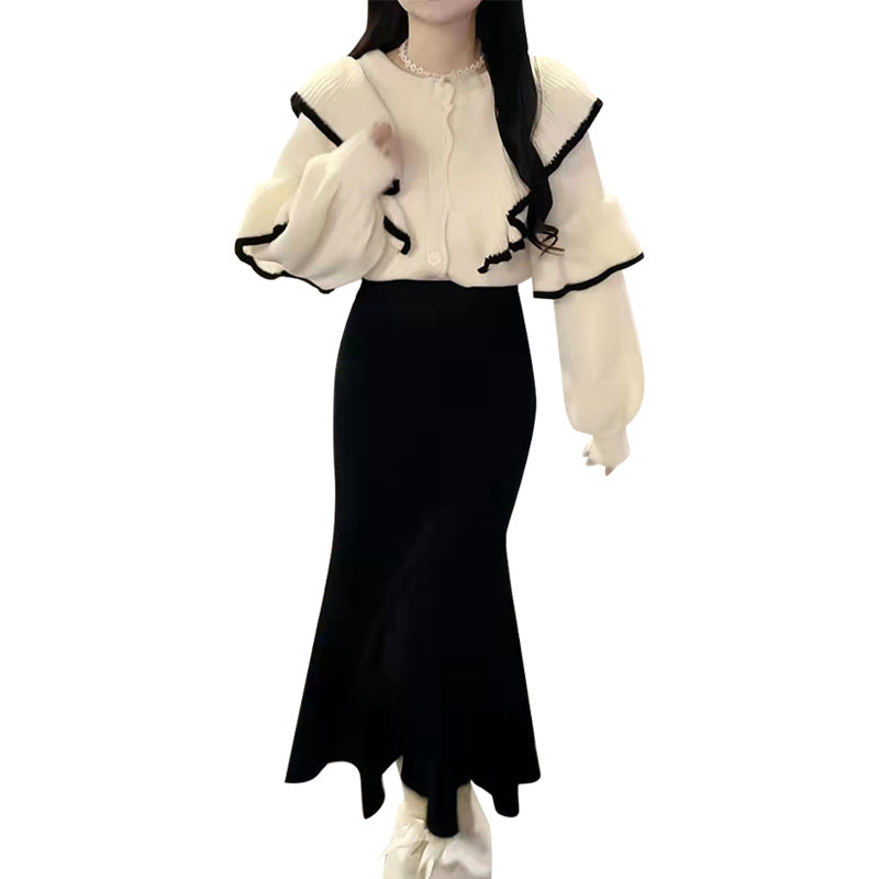 Reign™ - Soft, sticky sweater