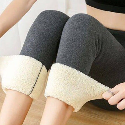Cozy thermal winter leggings for women 