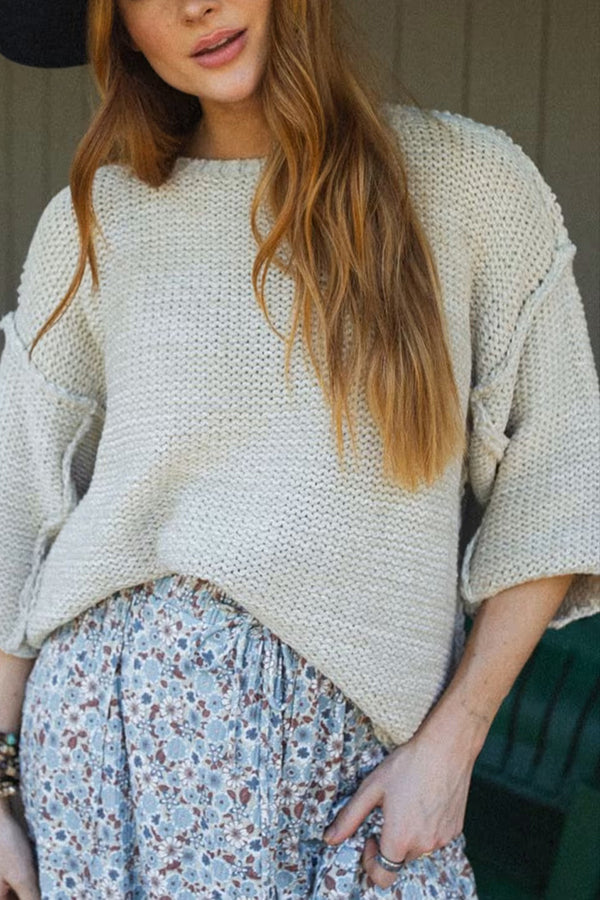 Cozy knit sweater with a round neck for everyday comfort 