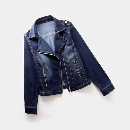 Classic denim jacket with a timeless fusion style 
