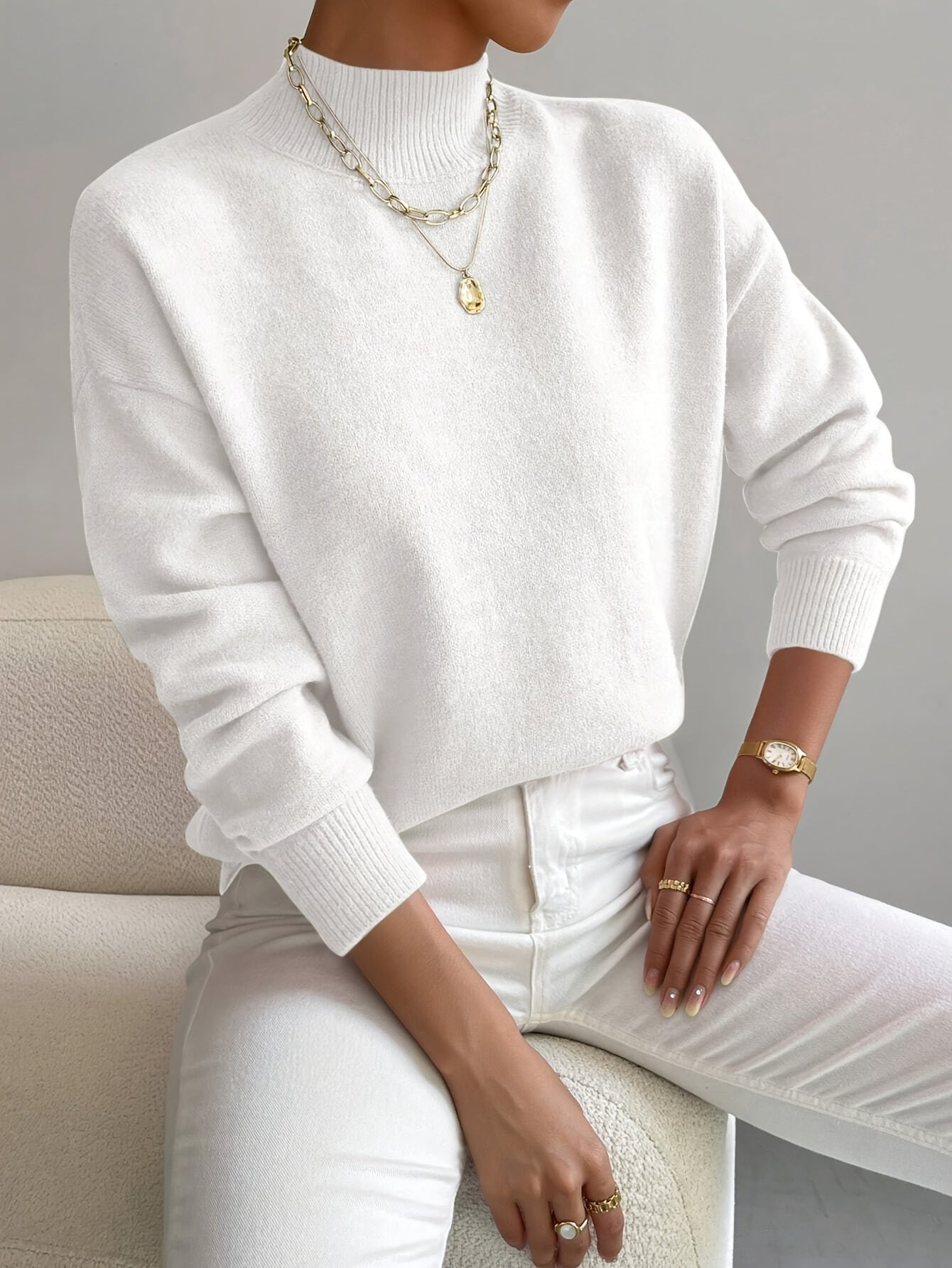 Cozy, elegant roll-neck sweater 