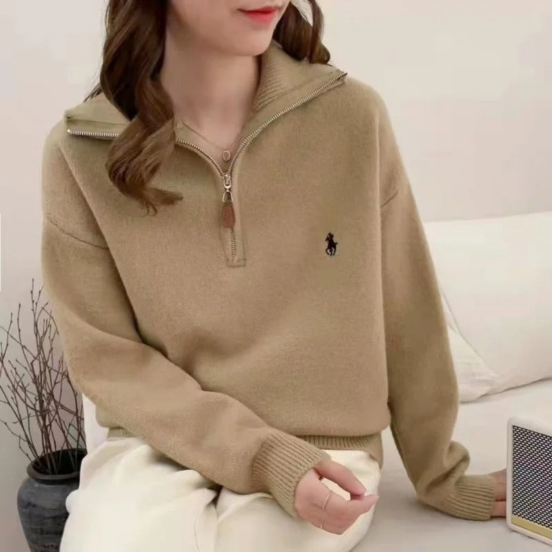 Adolf | Comfortable zip-up sweater