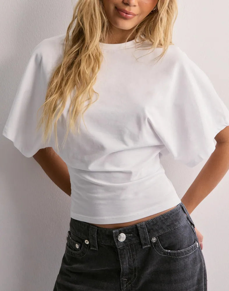 Casual cotton T-shirt with wide sleeves 
