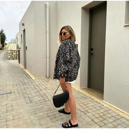 Modern elegant lightweight women's jacket 