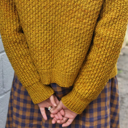 Tina™ - Simple yellow collarless sweater