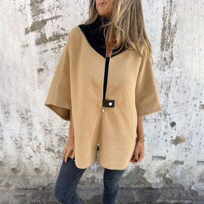 Stylish two-tone long jacket for an elegant layered look 