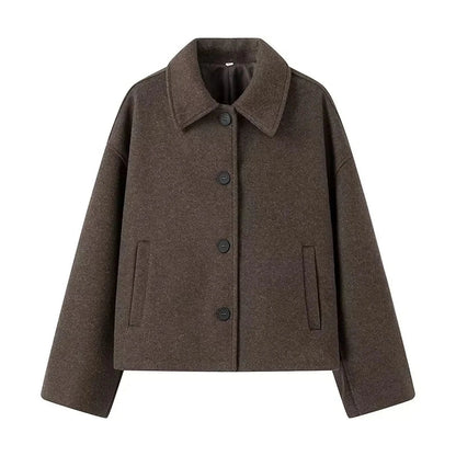 Elegant brown oversized jacket with lapel collar and buttons 