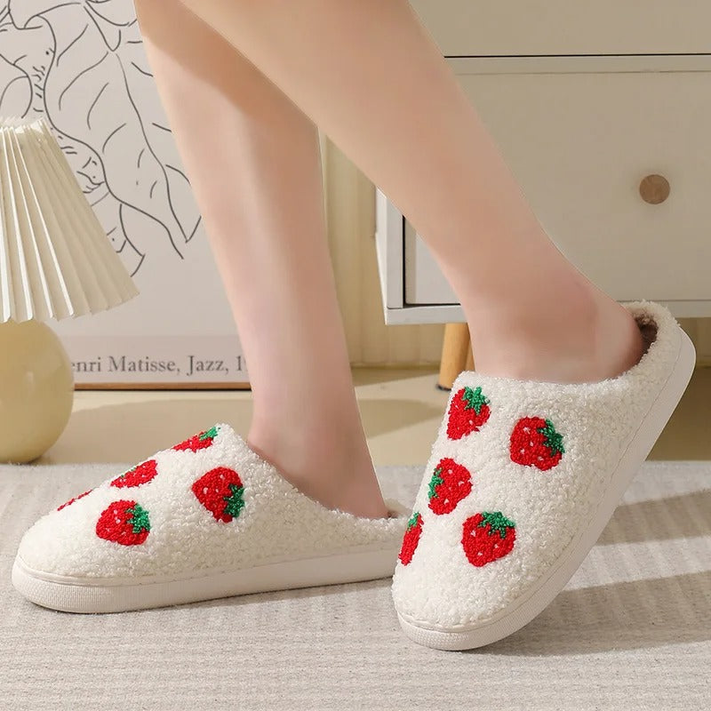 Annabell™ - Cuddly slippers with strawberries