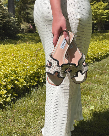 Lightweight, breathable hiking shoes for everyday comfort 