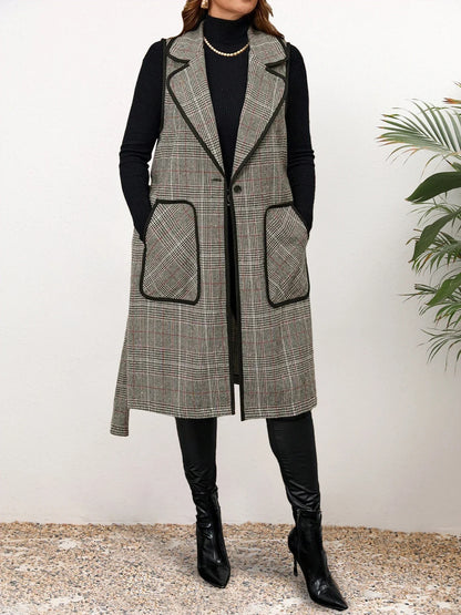 Adler™ – Elegant sleeveless vest in a checked design