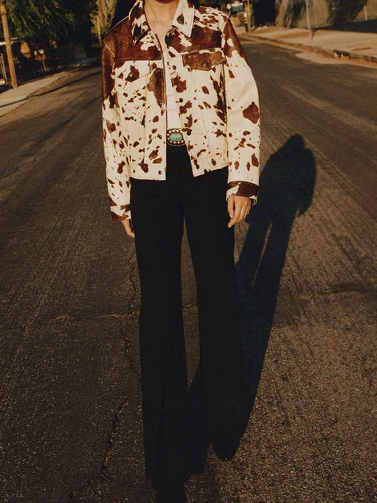 Jacket with cow print, lapel collar and stylish snap buttons 