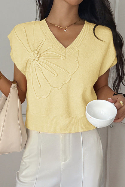 Cozy, loose-fitting knitted vest with a V-neck 