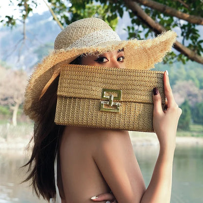 Carmen | Summer Raffia Clutch