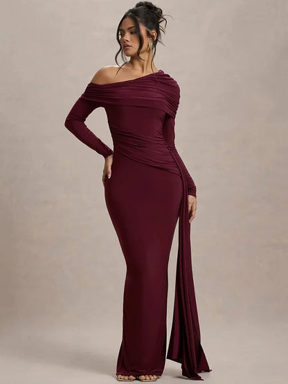 Dulcinea | Maxi dress with asymmetric neckline