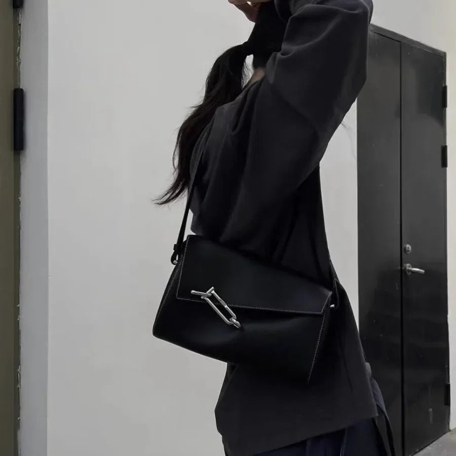 Carmen | Vintage shoulder bag