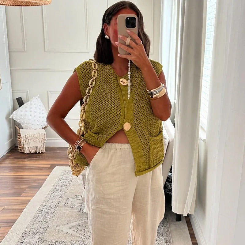 Eudora | Structured knit vest with button details