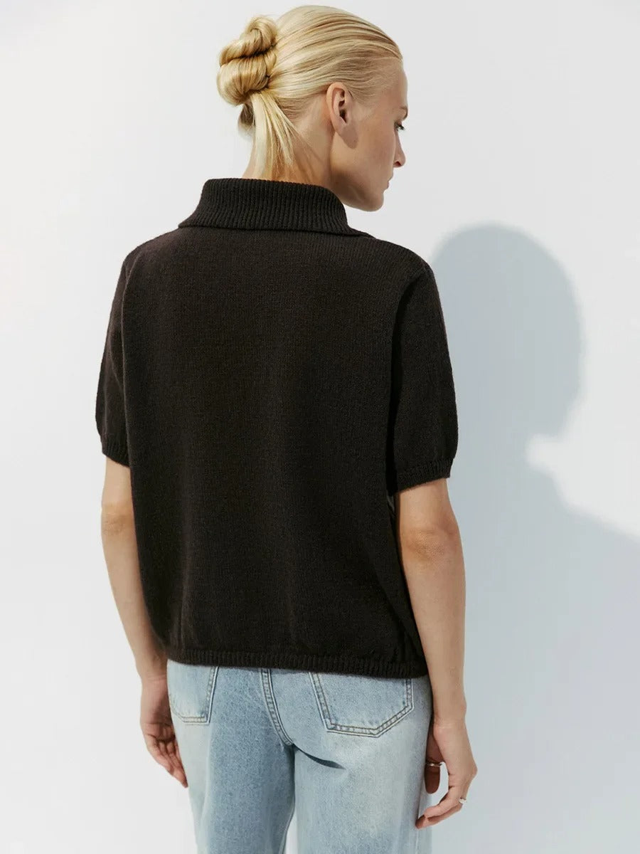 Frieda | Knitted polo sweater