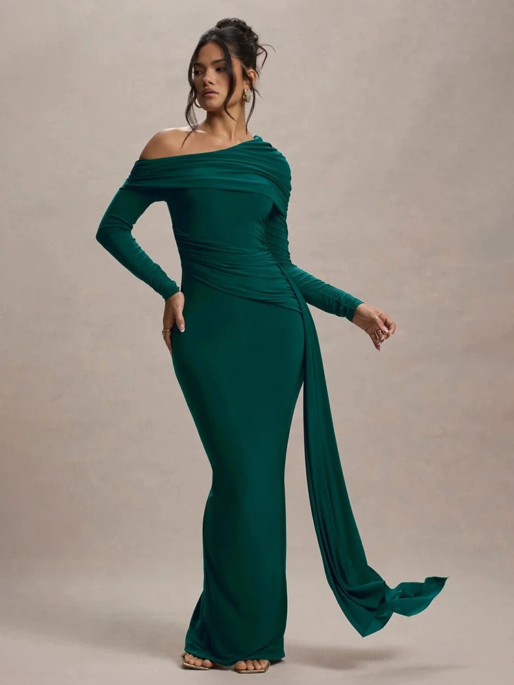 Dulcinea | Maxi dress with asymmetric neckline