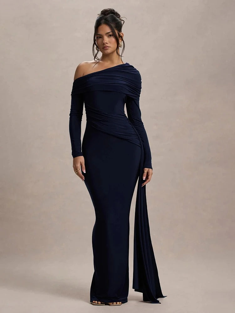 Dulcinea | Maxi dress with asymmetric neckline