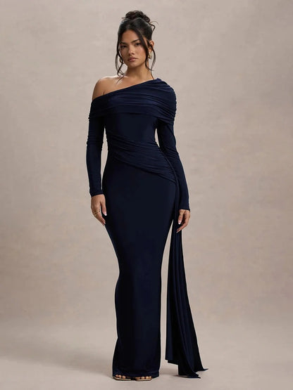 Dulcinea | Maxi dress with asymmetric neckline