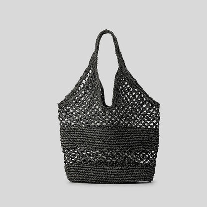 Carmen | Handmade straw bag with perforated pattern
