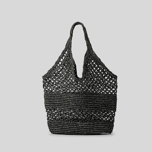Carmen | Handmade straw bag with perforated pattern