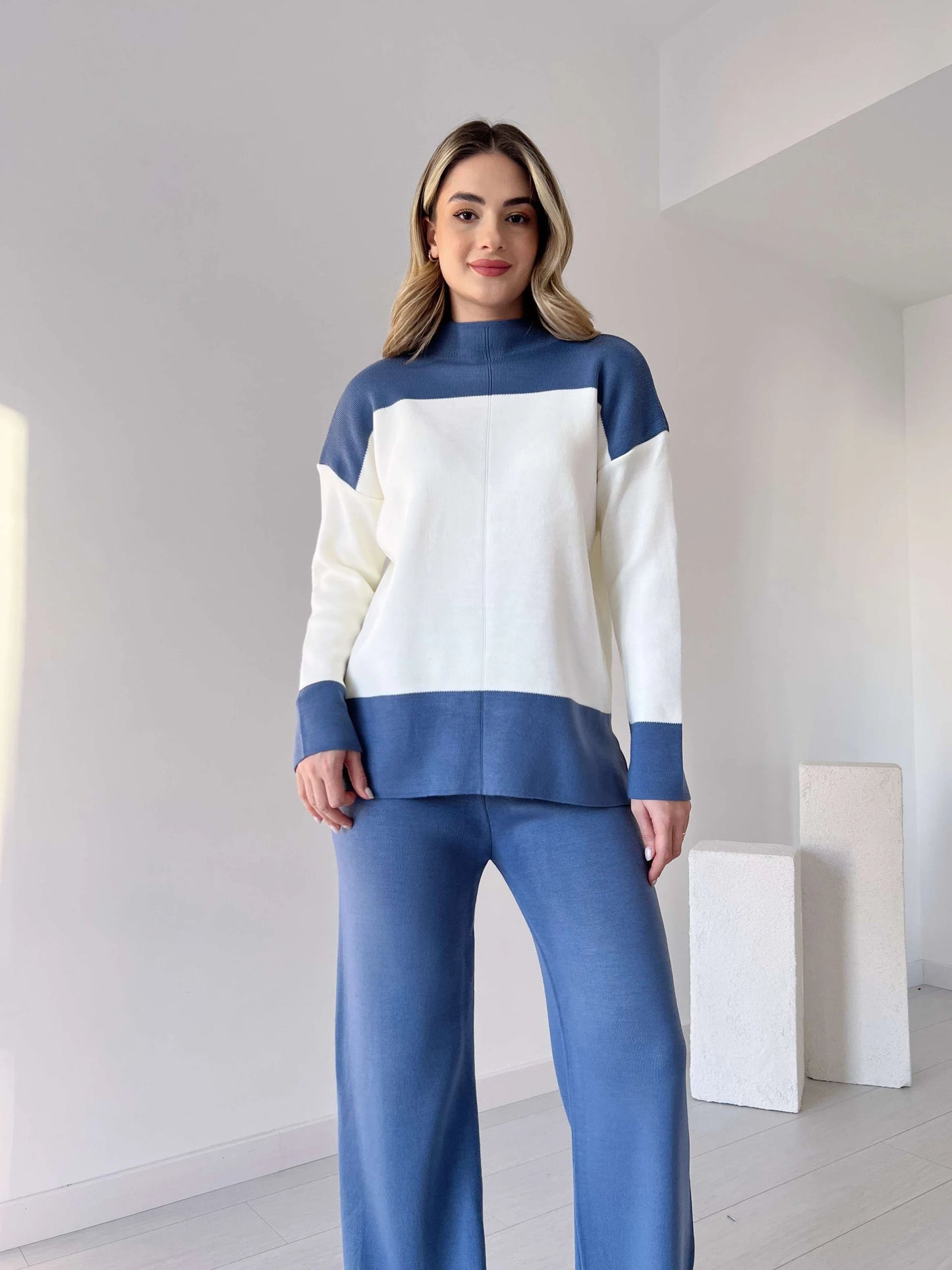 Vetrina™ - Knitwear Set