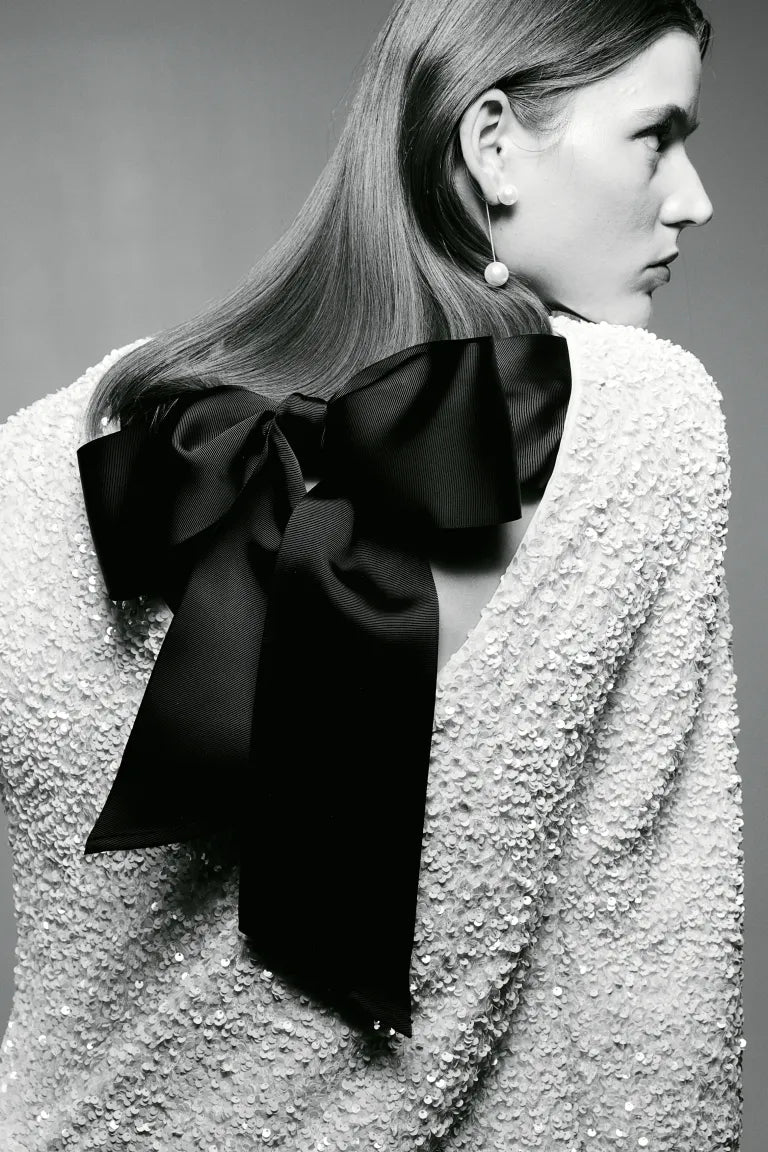 Aliah | Sequin dress with lace-up closure