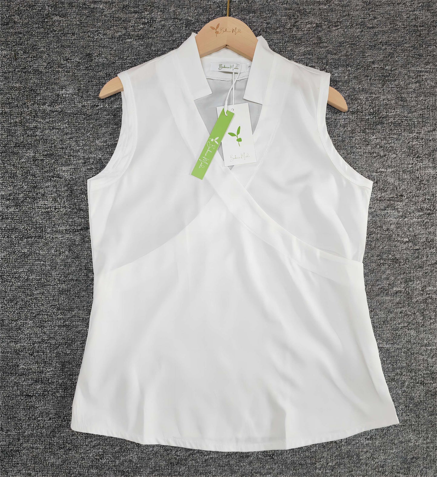 Gelise® Elegant sleeveless plain top