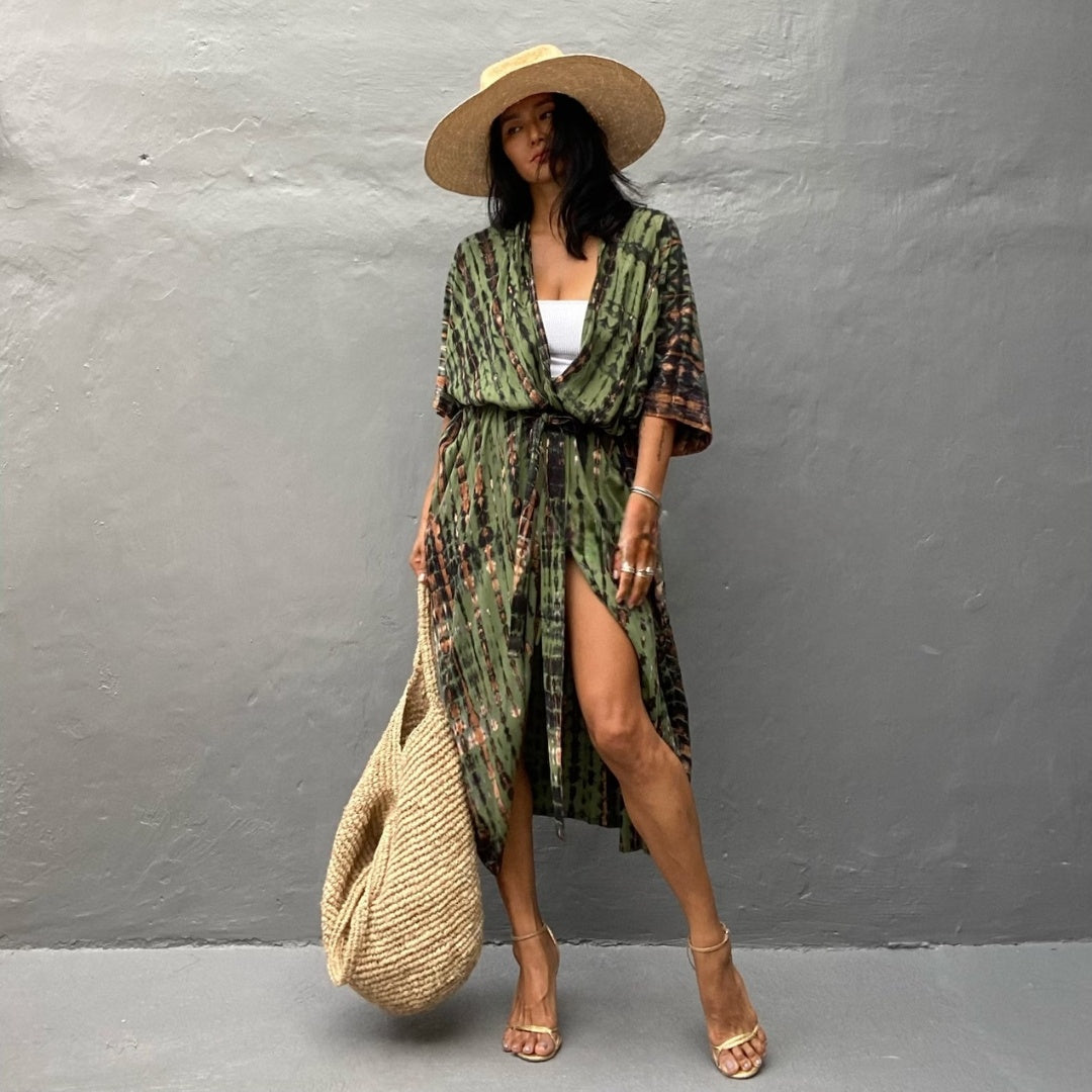 Kiwi™ - Harmony in green batik kimono