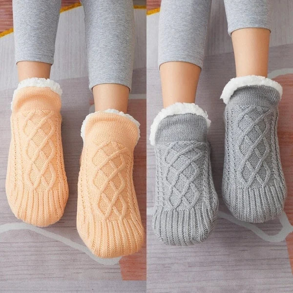 Non-slip thermal socks 
